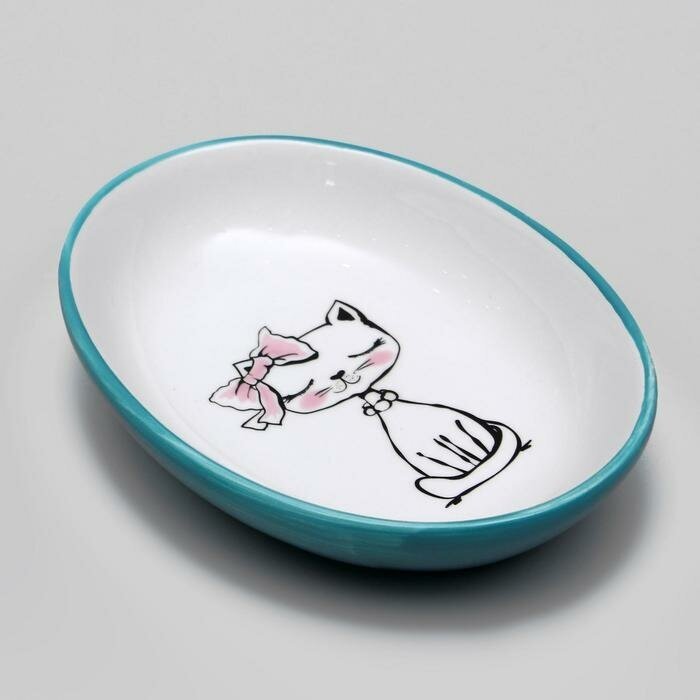 Блюдце керамическое для кошки Пижон Милая киса, 15,7 х 11,3 х 3,8 см, голубая