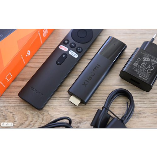 Смарт ТВ-приставка Xiaomi MI TV Stick 4K HD с Android TV 11 Глобальная Версия 6999₽