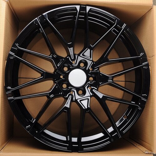 Колесный диск KoKo Kuture 0293 8.5x19/5x112 D66.6 ET30 GLOSS BLACK