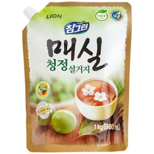 LION Chamgreen Средство для мытья посуды, овощей и фруктов Японский абрикос, мягкая упаковка, 960 мл
