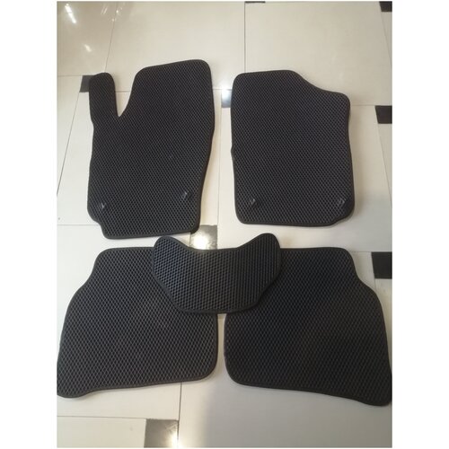 Коврики в салон EVA Volkswagen Polo седан 2010-2020 г в черныйкант черный 1840₽