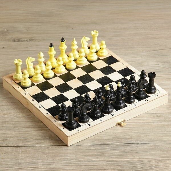 Шахматы, деревянная доска 29 x 29 см, король h-7 см