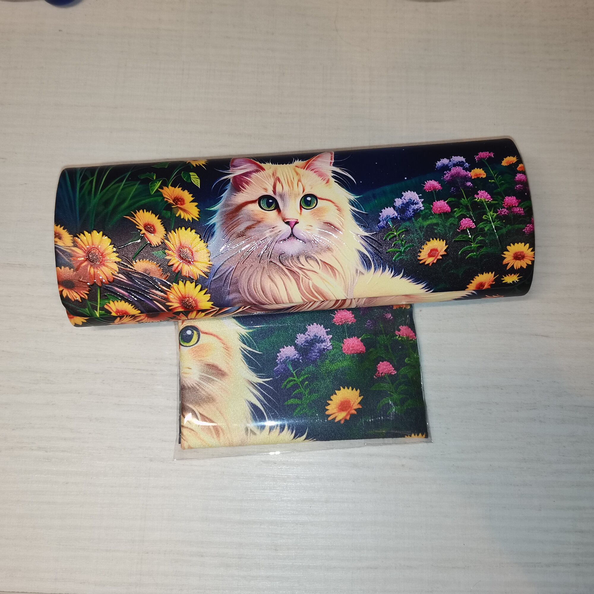 Футляр для очков с салфеткой Котик с подсолнухом