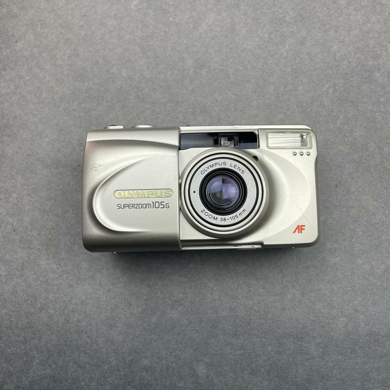 Винтажный пленочный фотоаппарат Olympus Superzoom 105G — купить в
