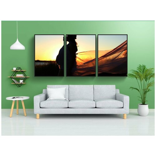 фото Набор модулных постеров для интерьера "беременная, мама, сын" 60x90 см. в тубусе, без рамки lotsprints