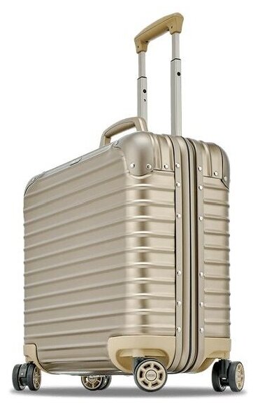 Чемодан RIMOWA Чемодан RIMOWA Topas Titanium Business MW 923.40.03.4.0.2