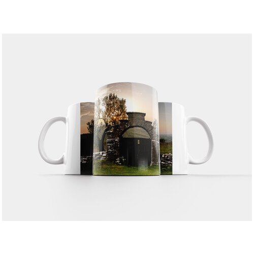 фото Кружка "пустой, заброшенный, склад" 320 мл lotsprints