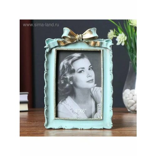 Фоторамка полистоун 10х15 см Золотой бант голубая 1437₽