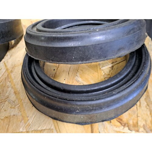 Резинки пружин Москвич 412-2140 кт увеличенные 900₽