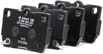 Дисковые тормозные колодки задние Bosch 0986494253 для Lexus GS, Lexus IS (4 шт.)