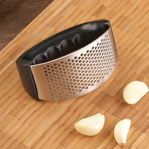 Чеснокодавка металлическая, пресс для чеснока ручная