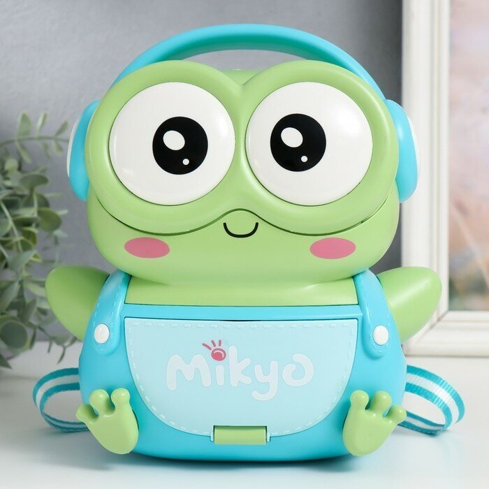 фото Копилка пластик "Рюкзак Лягуха" кодовый замок, звук АА 25х14х18,5 см