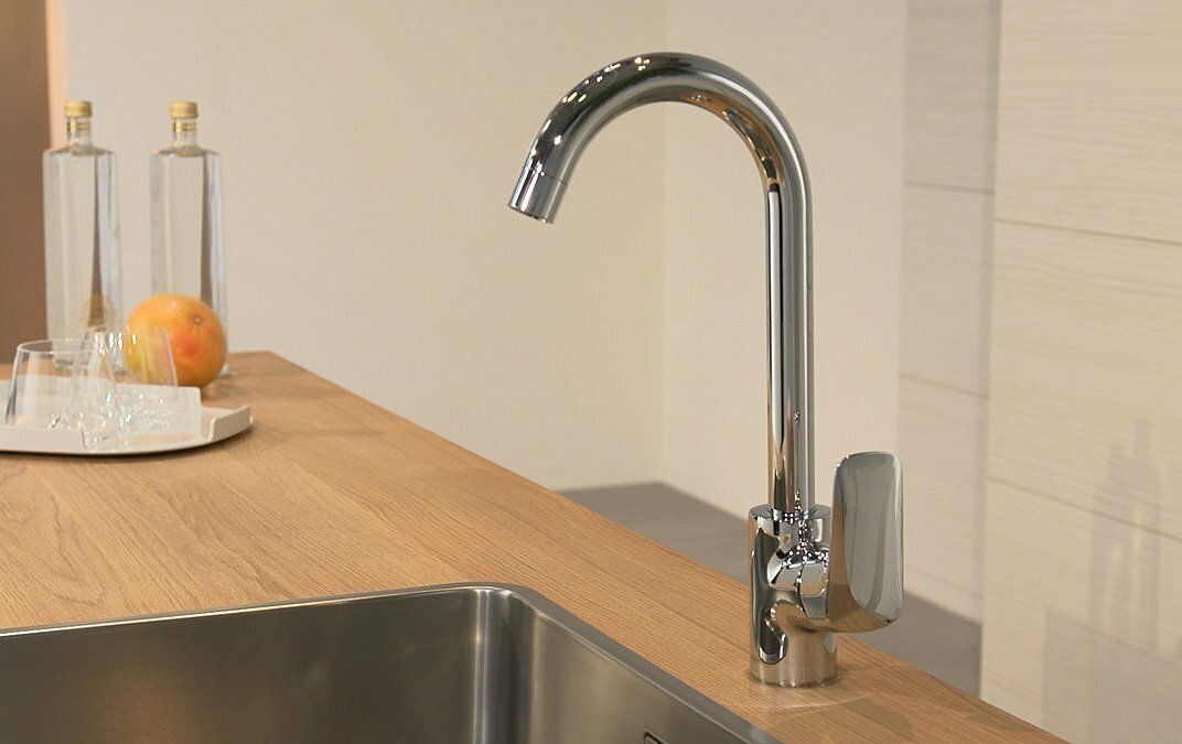 Смеситель Hansgrohe Logis 71835000 для кухонной мойки - фотография № 8