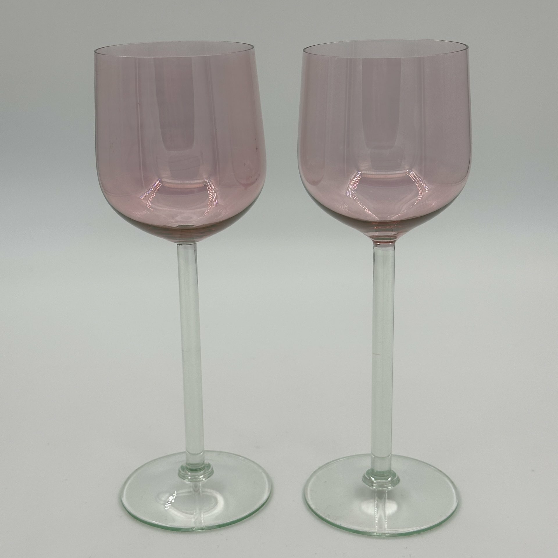 Набор из двух винных бокалов розового оттенка, стекло, люстр