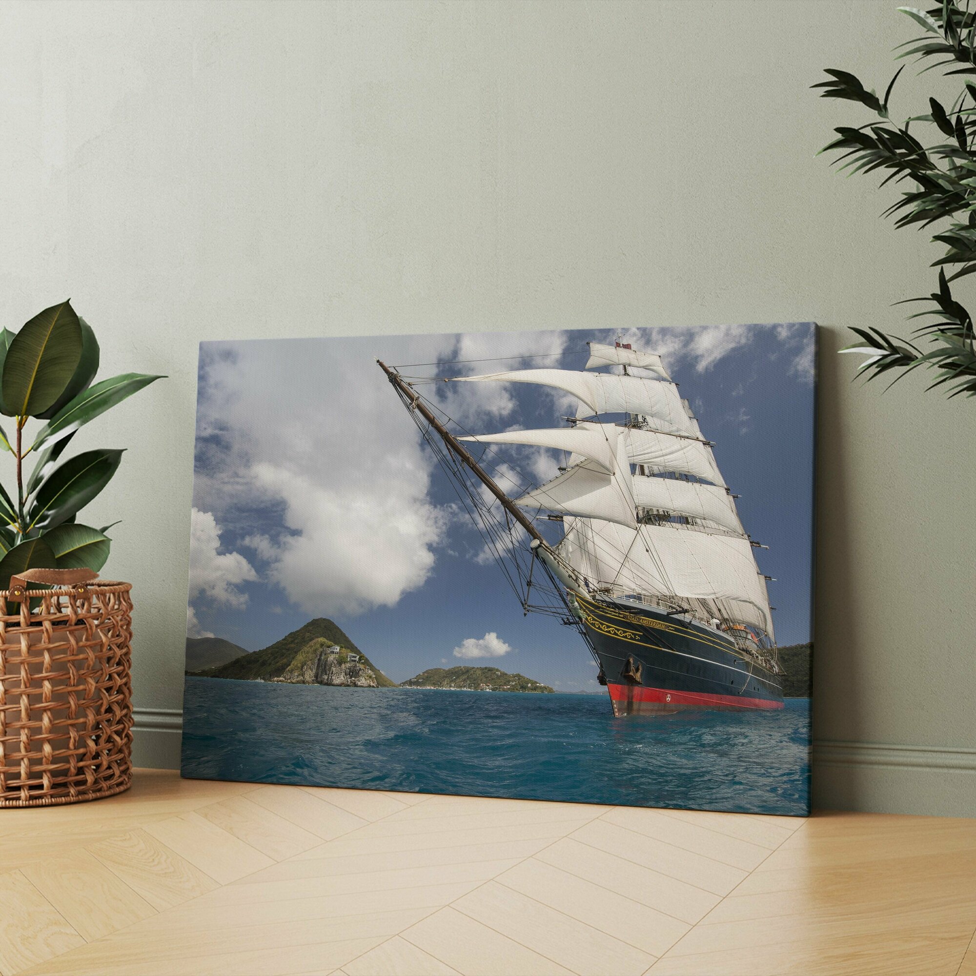 Картина на холсте (баркентина корабль парусный роял клипер в море с белыми) 60x80 см/для интерьера/в комнату/на стену/в подарок