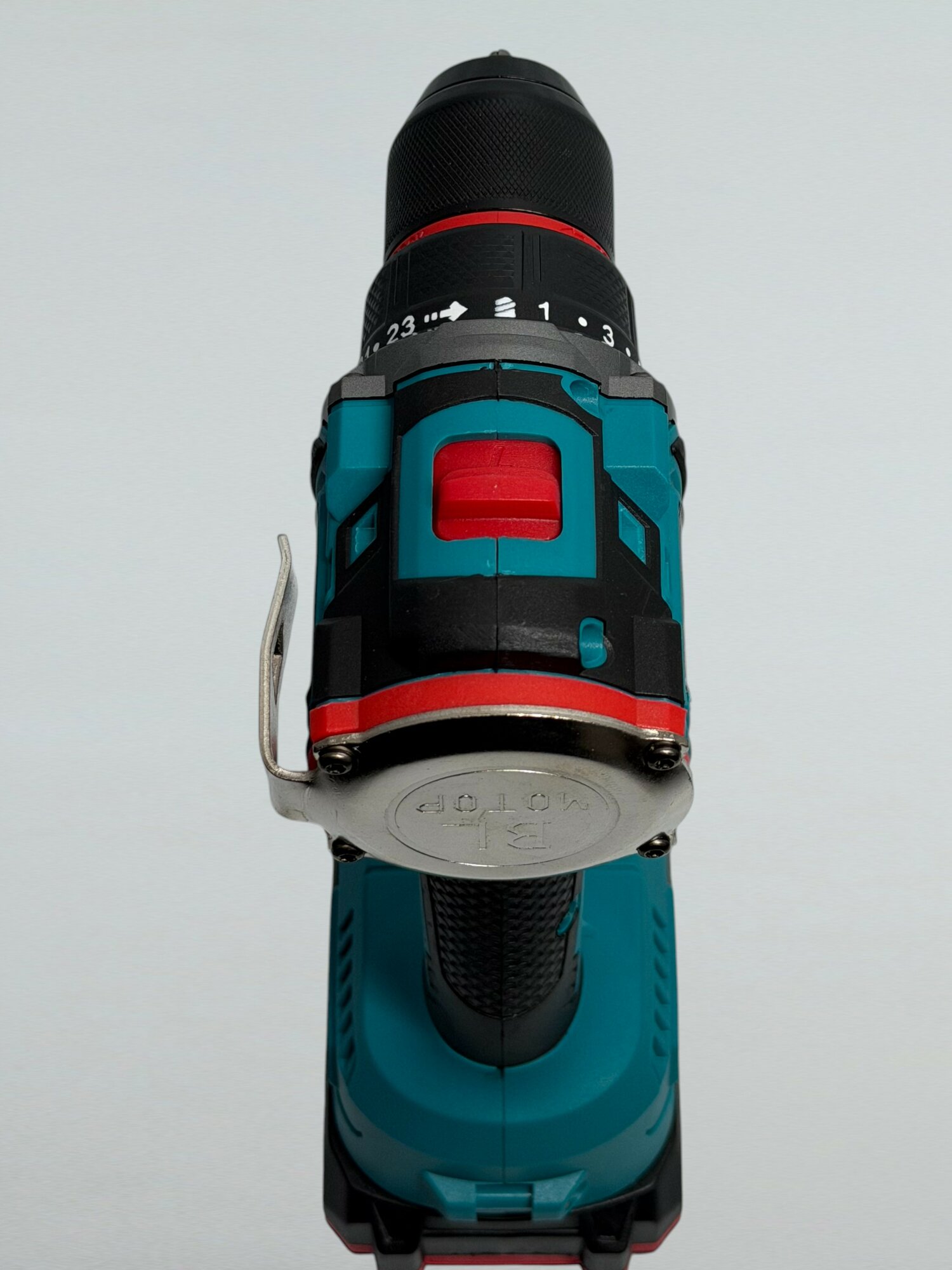 Шуруповёрт Alfa Tools, бесщёточный двигатель, 2 скорости, 2 аккумулятора — фото 1