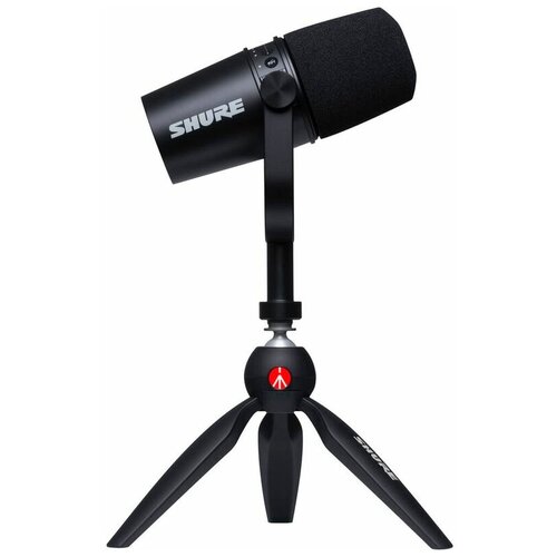 Студийный микрофон Shure MV7 -K-BNDL