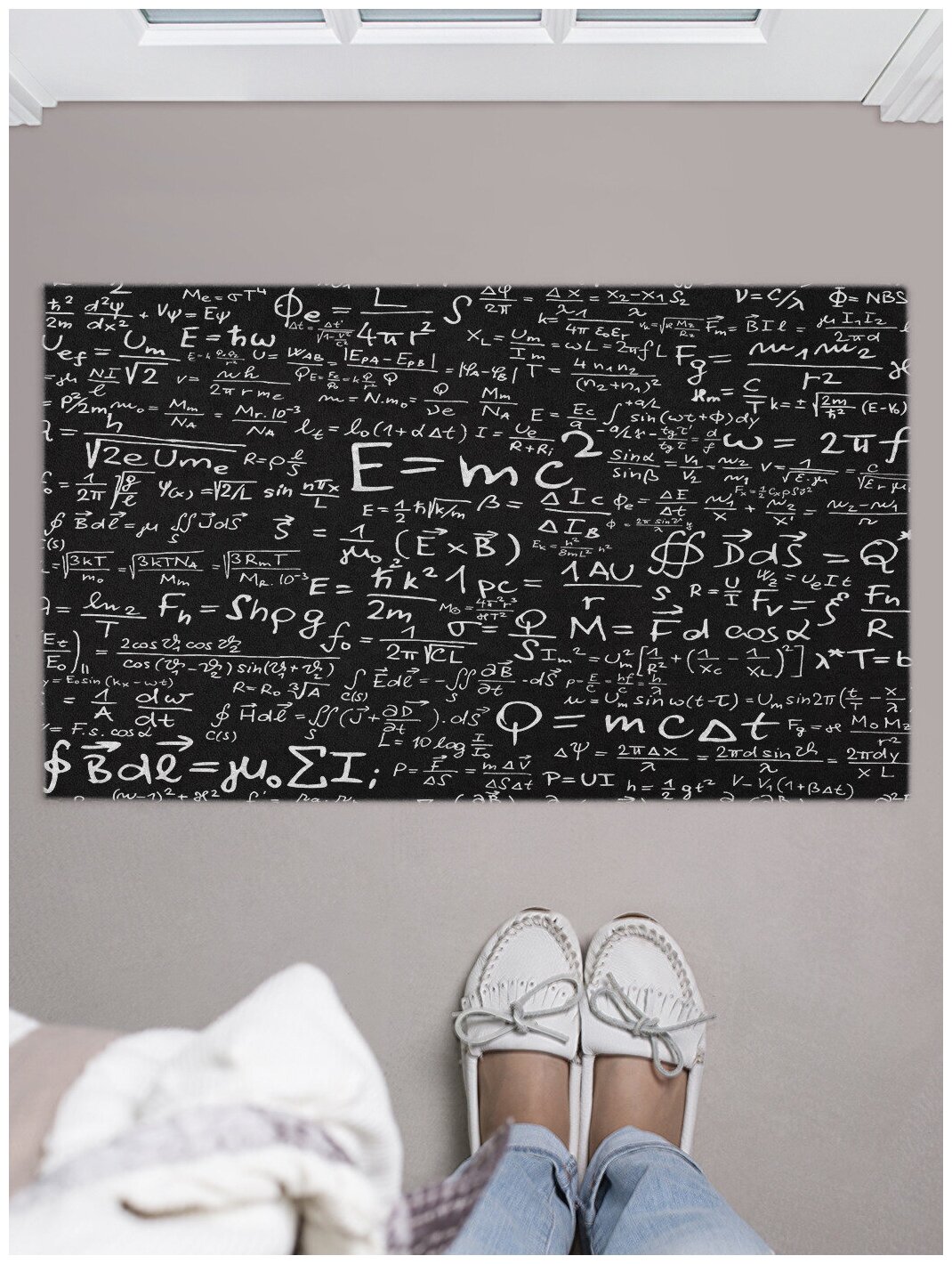 Придверный коврик в прихожую JoyArty "Научные формулы" для обуви, на резиновой основе, 75x45 см