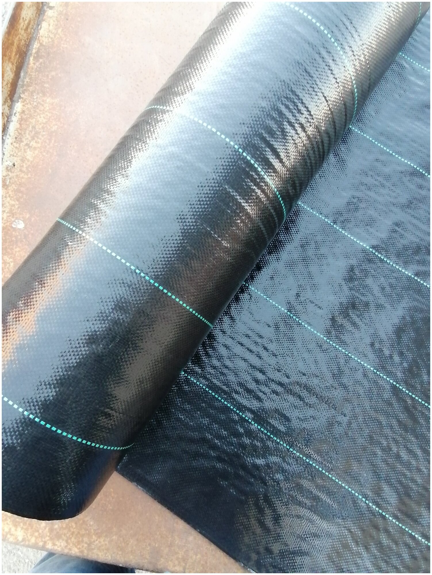 Агроткань застилочная 130 гр/м2, 2.5м*100м, черная с разметкой (S=250м2) - фотография № 2