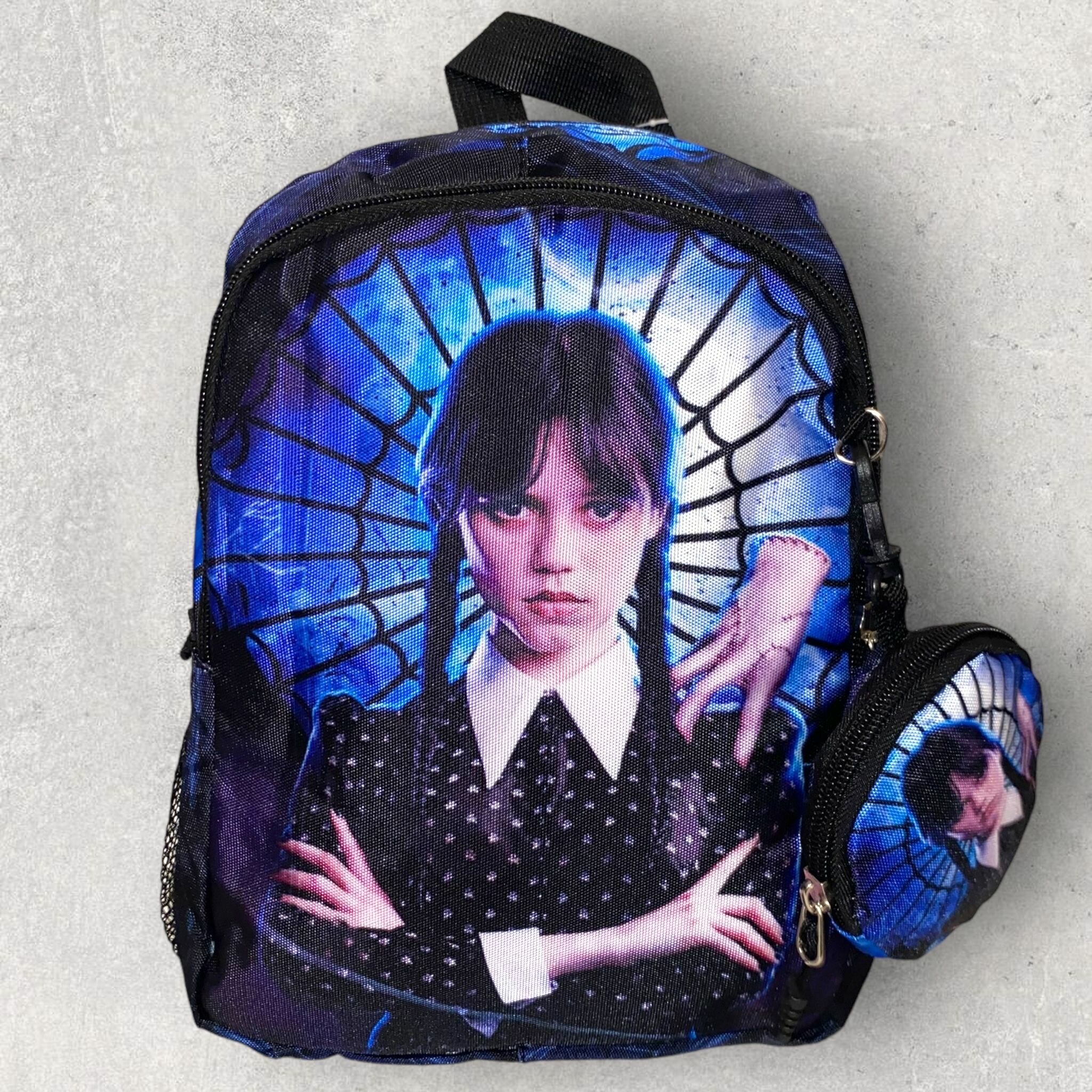 фото Рюкзак дошкольный для девочки Уэнсдей Аддамс/Wednesday с кошелком, Уэнсдей рюкзак детский с современным принтом для прогулок, сада, спортивных секций