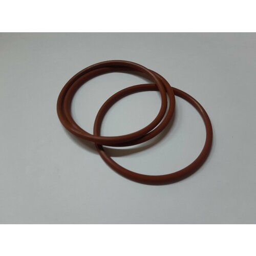 Кольцо уплотнительное резиновое из фторкаучука, агрессивомаслостойкое. Размер: внутренний диаметр 109 мм, наружный диаметр 115 мм, сечение 3,6 мм. Кольцо 109-115-36-2-6 ГОСТ 9833-76. Комплект 3 шт