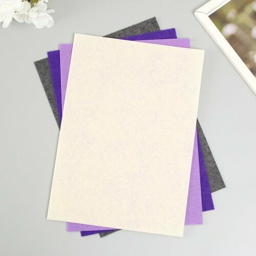 Набор жесткого фетра Астра 4 шт ассорти 1 мм 180 гр 20х30 см 303₽