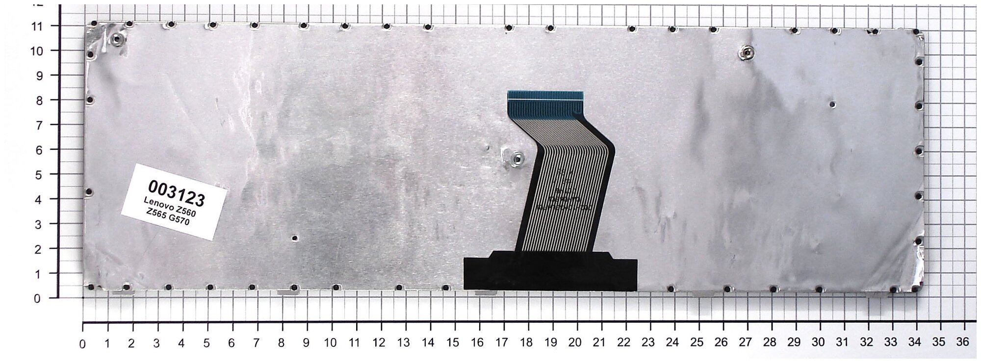Клавиатура для ноутбука Lenovo V-117020CS2 черная с черной рамкой ножка крепежа находится рядом со шлейфом