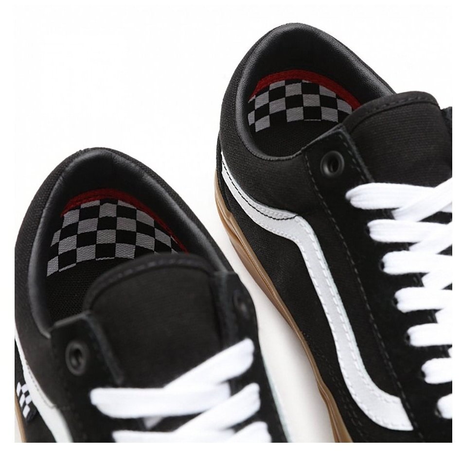 vans authentic black & gum skate shoes