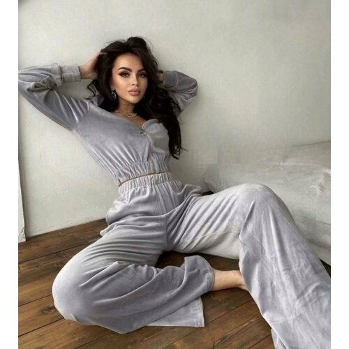 Костюм , размер 48, бежевый