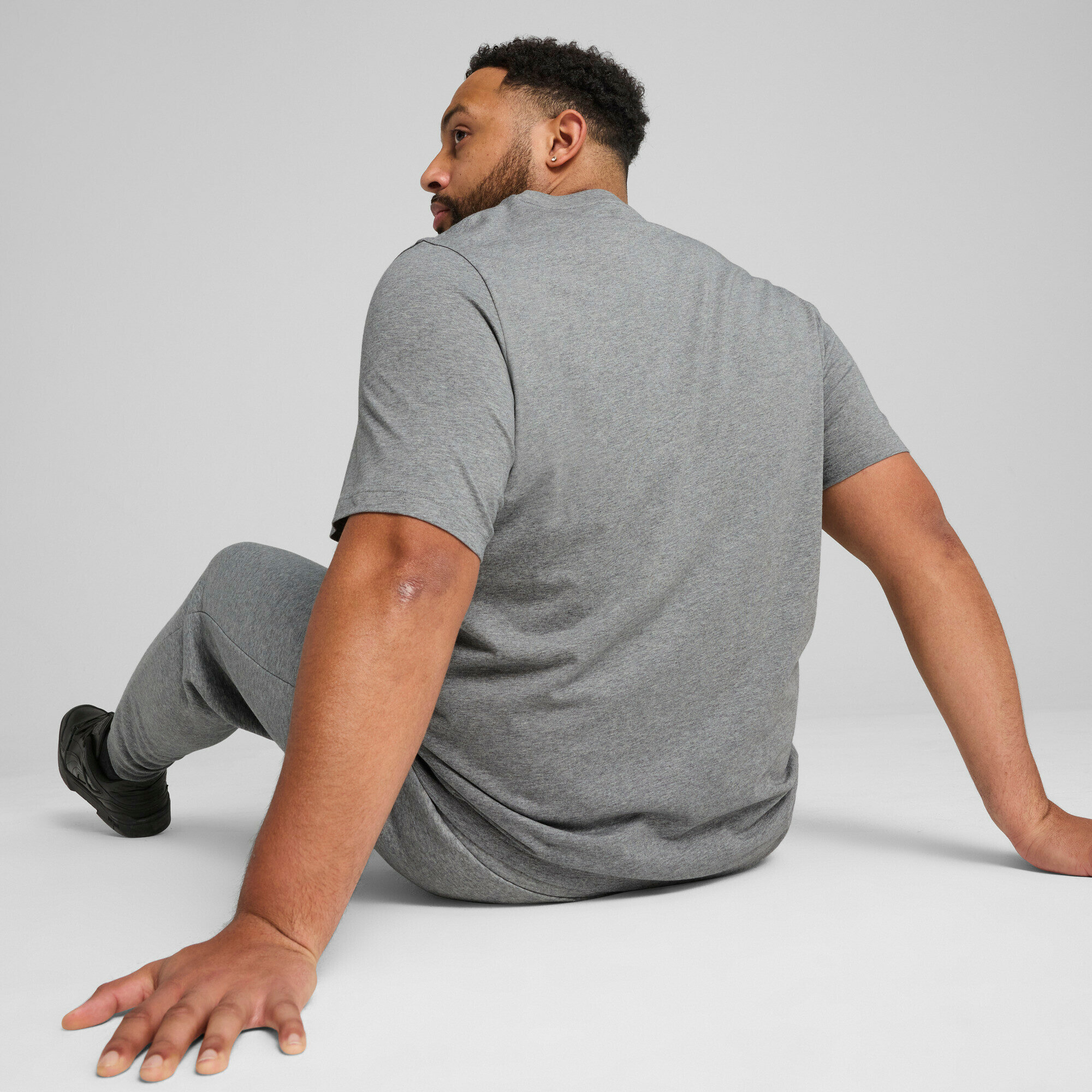 Футболка PUMA Essentials No. 1 Logo, размер XS, серый — фото 1