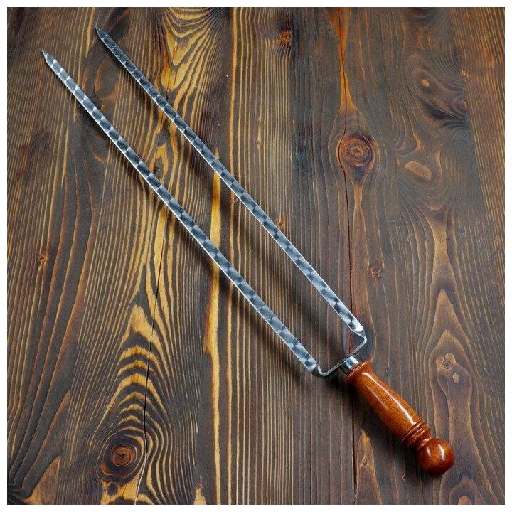 Двойной вилка-шампур с деревянной ручкой, с узором, 60см 4455183