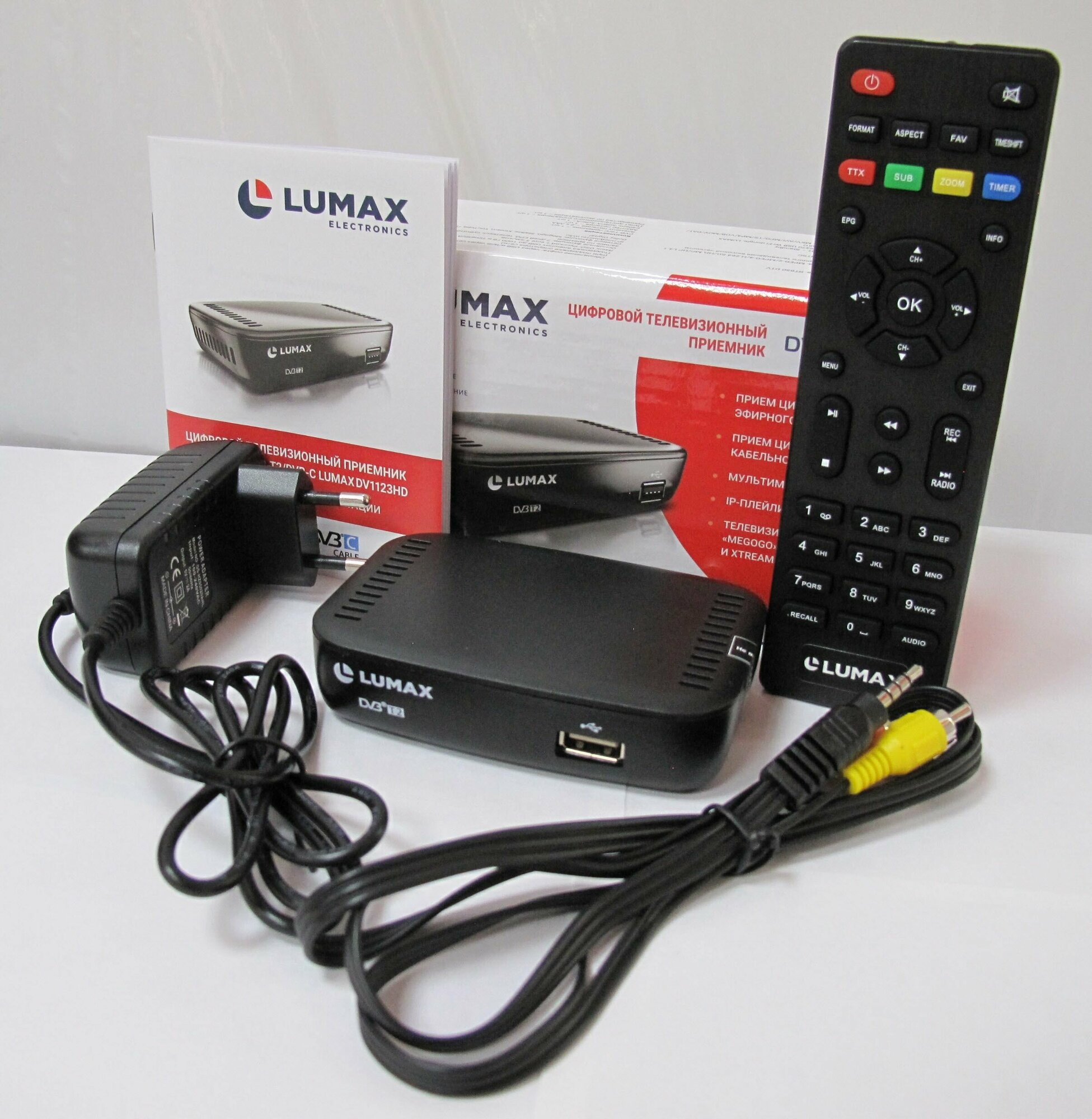 Lumax Цифровая приставка LUMAX - DV1123HD (DVT2,DVB-C,Wi-Fi)