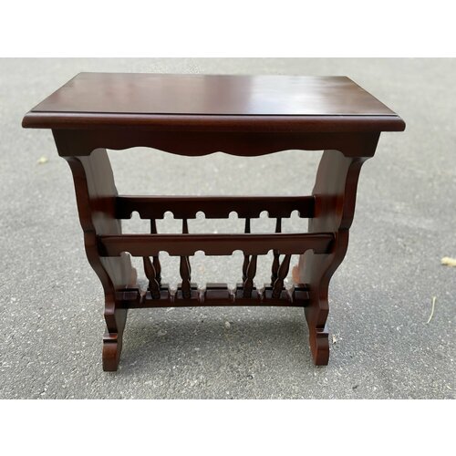 Газетница Индонезия из массива красного дерева 53х50х24см