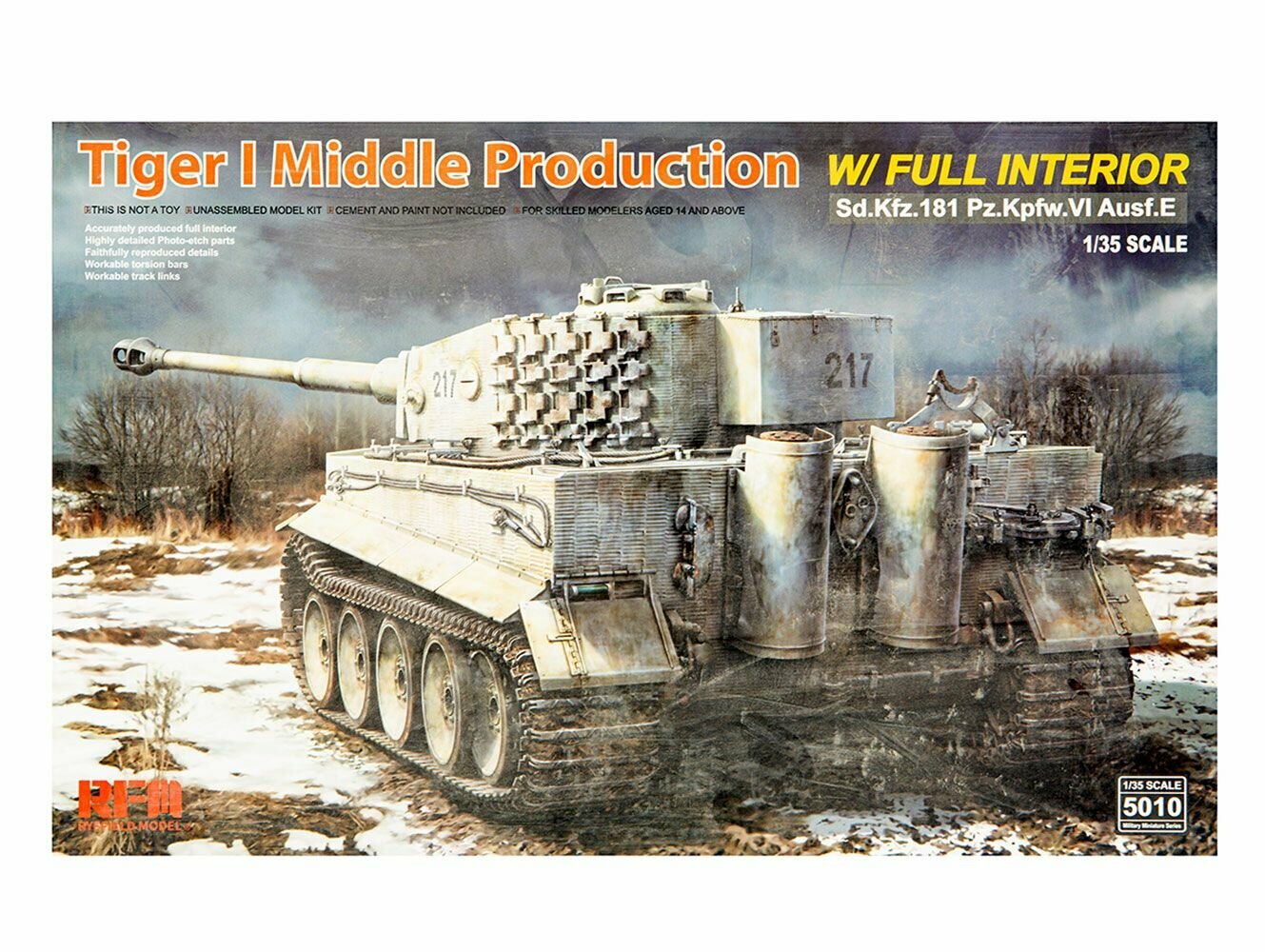 Сборная модель Немецкий тяжелый танк Tiger I среднего производства с полным интерьером и рабочими траками, RM-5010 фирма RFM 5010, масштаб 1:35