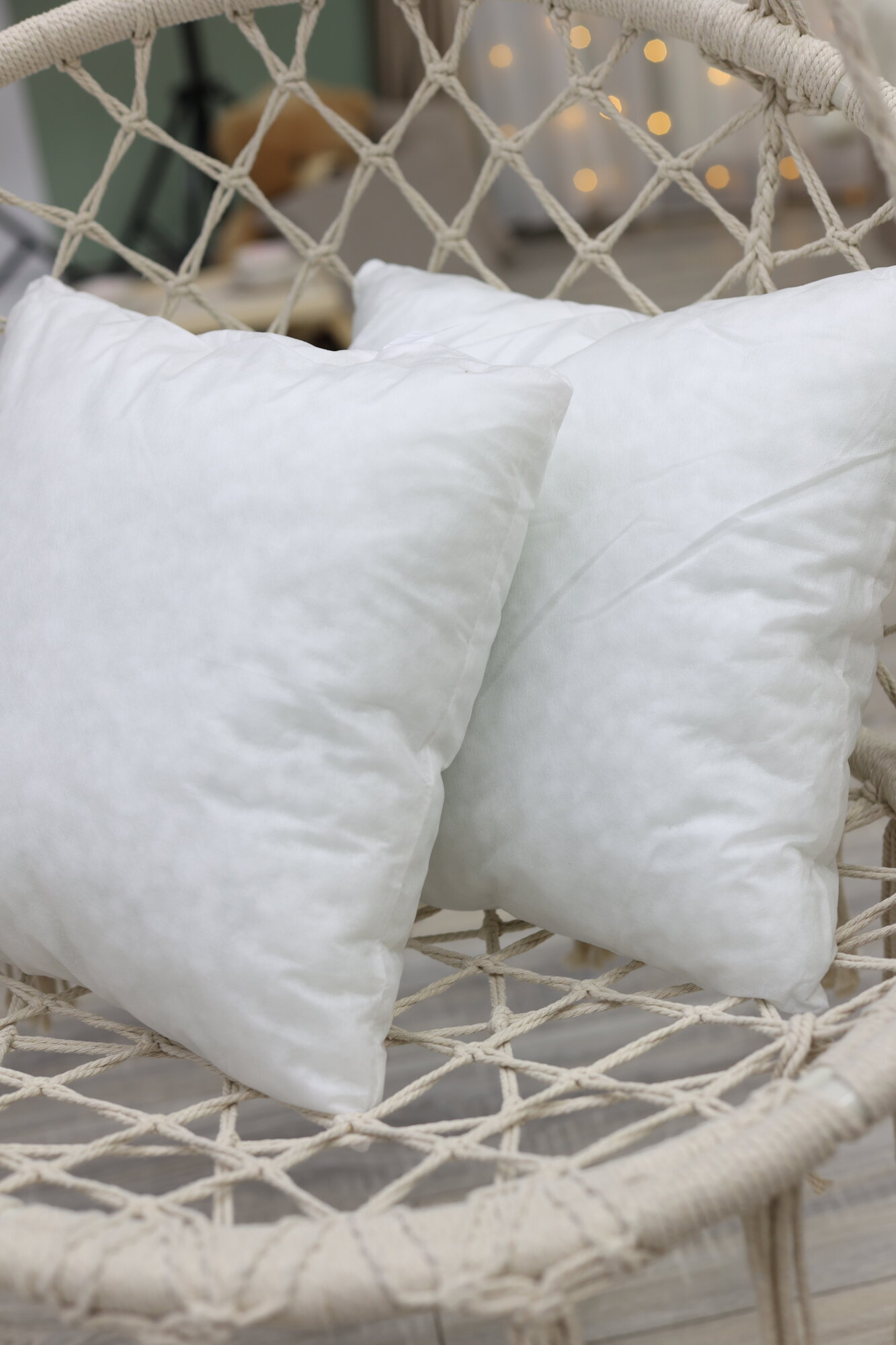 фото Подушка внутренняя декоративная 40х40