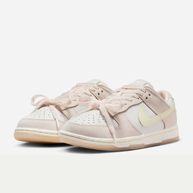 Кроссовки NIKE