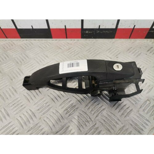 Ручка двери наружная передняя правая Ford C-MAX 1 1305822 арт1541114 10070₽