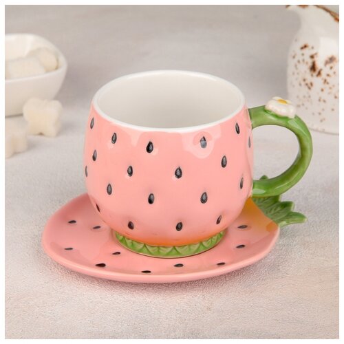 фото Чайная пара "ягодка" кружка 150 мл, 10,5х7,5х7 см, блюдце, цвет розовый 4624649 сима-ленд