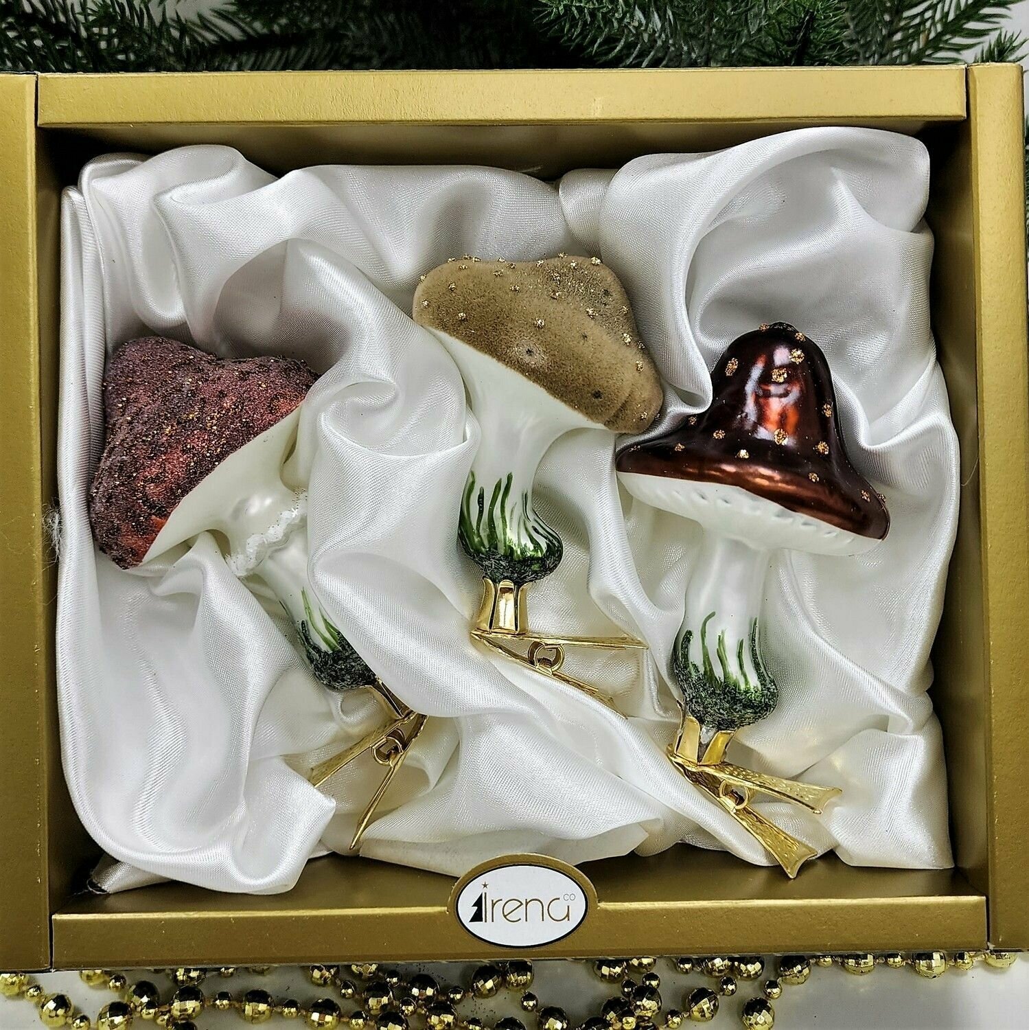 Набор стеклянных елочных игрушек Irena-Co Три грибочка коричневые