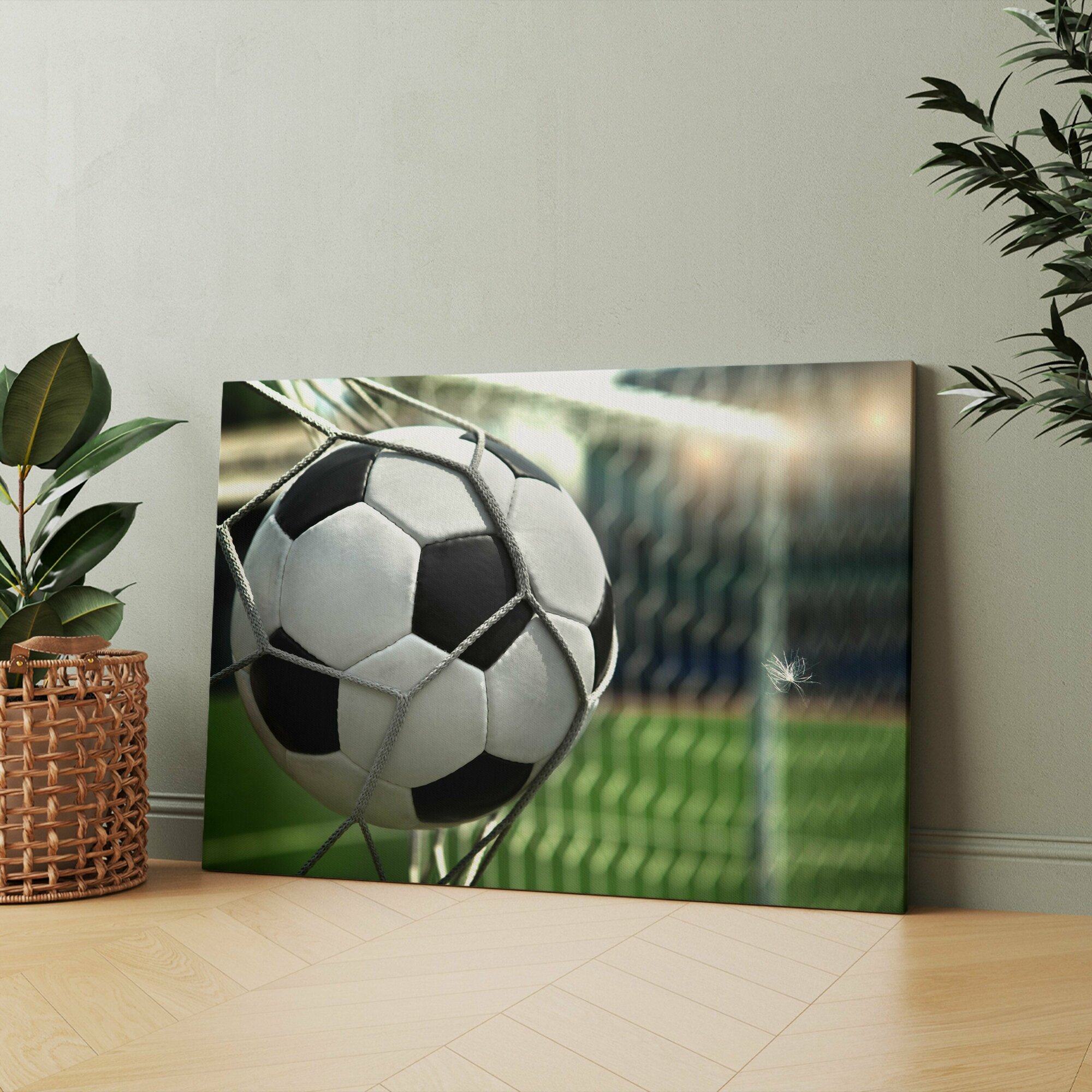 Картина на холсте (футбольный мяч в воротах поле) 20x30 см/для интерьера/в комнату/на стену/в подарок