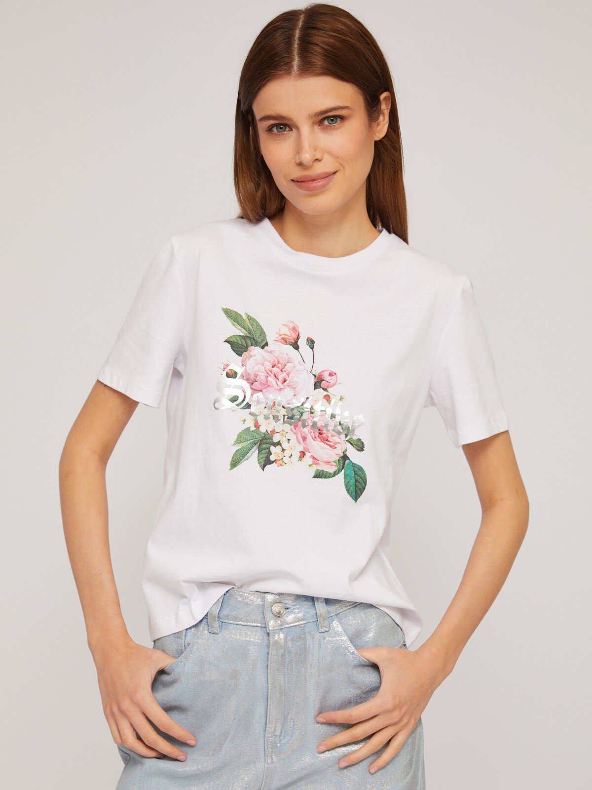 фото Футболка из хлопка с цветочным принтом на груди, цвет Белый, размер L 024233264233