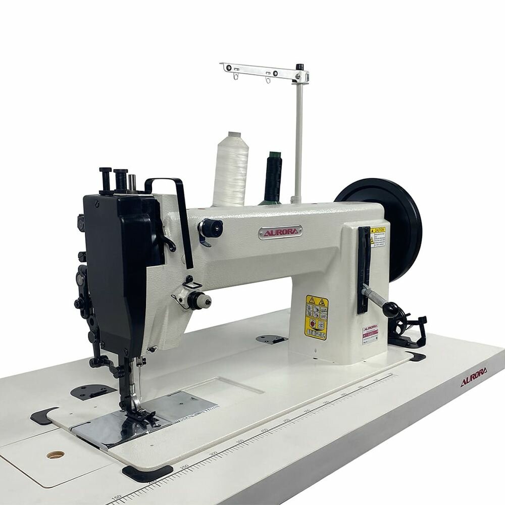 Промышленная швейная машина с шагающей лапкой для шитья строп Aurora A-470 с усиленным столом и мотором YJW-75