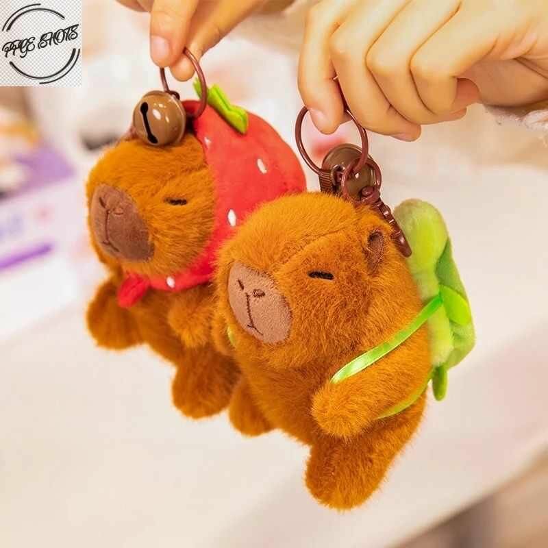 Мягкая игрушка, брелок капибара, 10 см, с клубникой на голове, плюшевая меховая игрушка, брелок на ключи, сумку, рюкзакe-shop — фото 1