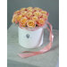 Композиция 17 розово-кремовых роз в Шляпной коробке