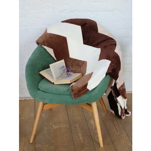 белый, бежевый, коричневый