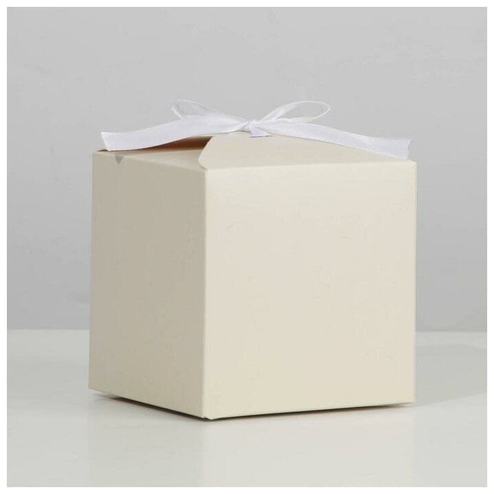 Коробка складная «Бежевая» 12 × 12 × 12 см