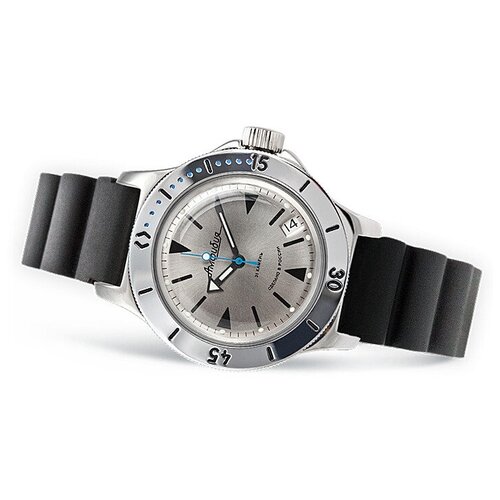 фото Наручные часы восток, серебряный, черный