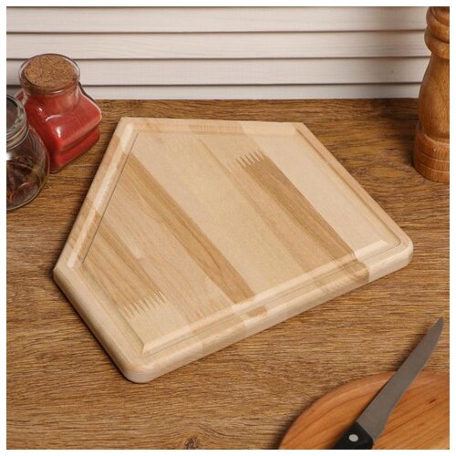 фото Доска разделочная деревянная "пятиугольная", с кровостоком, массив, 24×24×2 см 5155439 сима-ленд