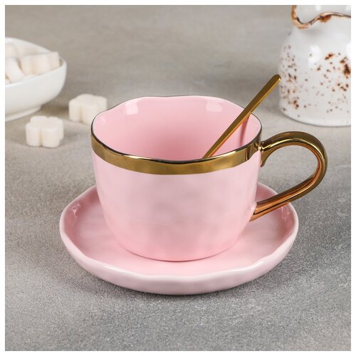 фото Чайная пара "латона" чашка 250 мл, 12,8х9х6,5 см, блюдце 13,5х1,5 см, ложка, цвет розовый 4721619 сима-ленд