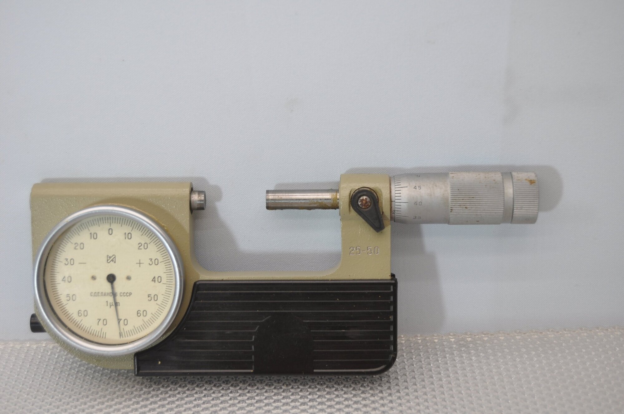 Микрометр рычажный МРП-50 (25-50мм.) Цена деления 0,001мм. Измерон - фотография № 1
